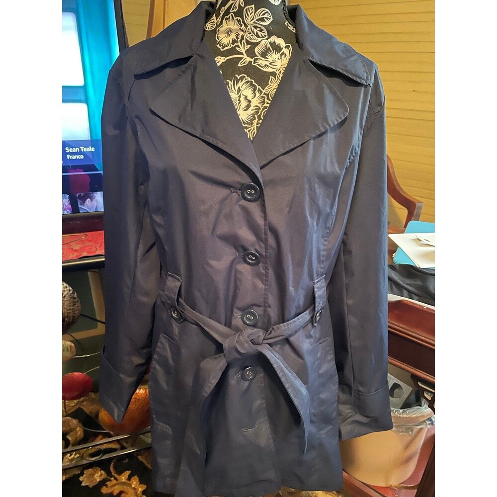 White Stag Size Large Women’s Lined Raincoat/Jacket Navy Blue